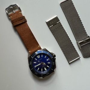 Seiko Air Diver's 200m Special Edition Blue Dial Automatic Men's watch.